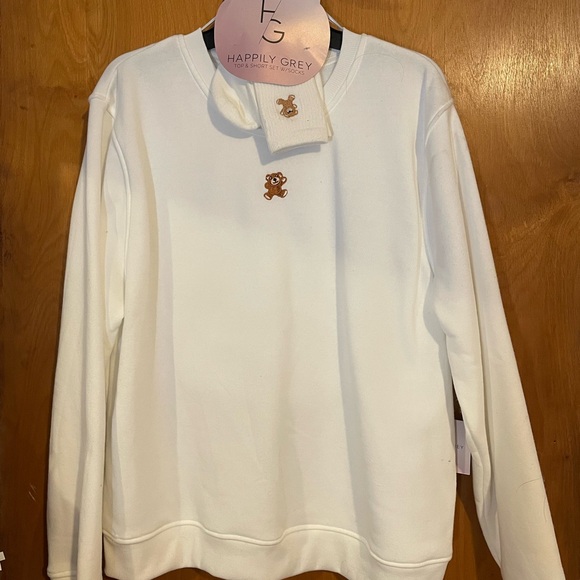 Happily Grey Teddy Bear White & Blue Sweatshirt, Shorts & Socks Lounge Set - Picture 2 of 5